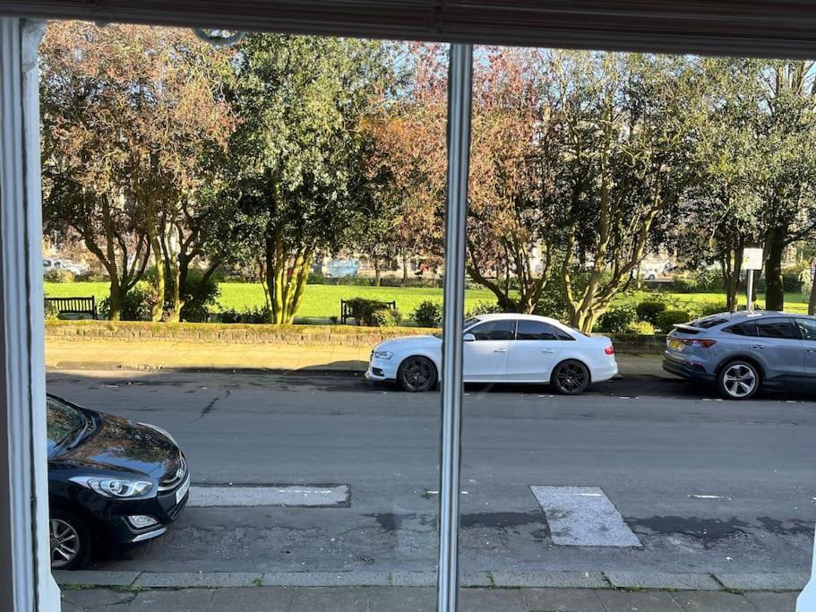 Strathmore Apt Scarborough, Pool, Gym, Parking Buitenkant foto
