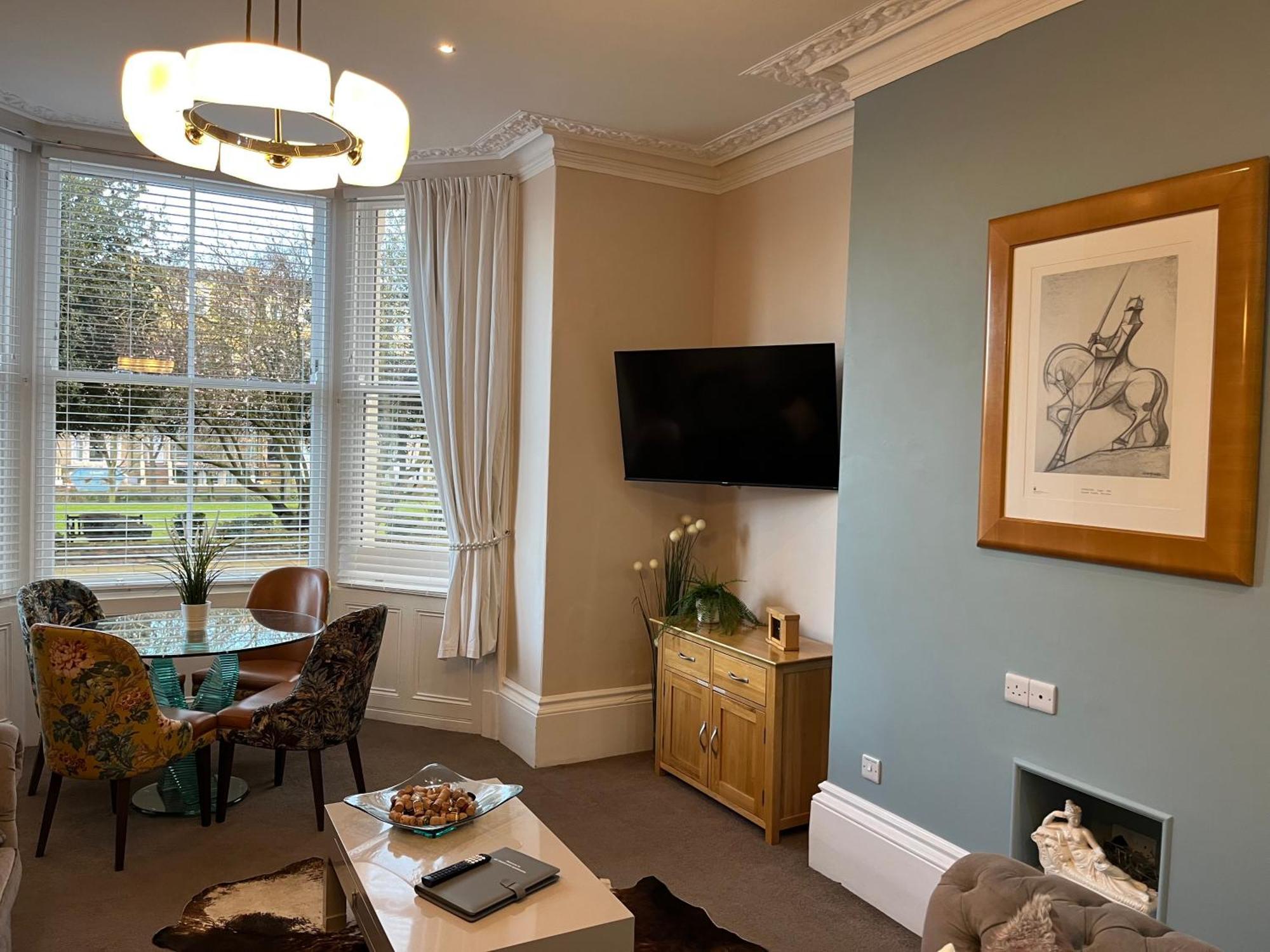 Strathmore Apt Scarborough, Pool, Gym, Parking Buitenkant foto